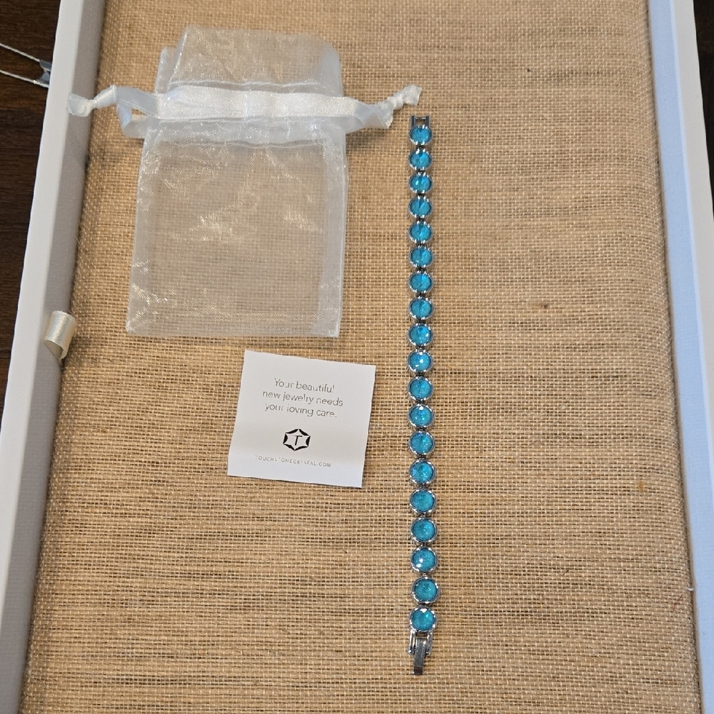 Elegant Blue Gemstone Bracelet